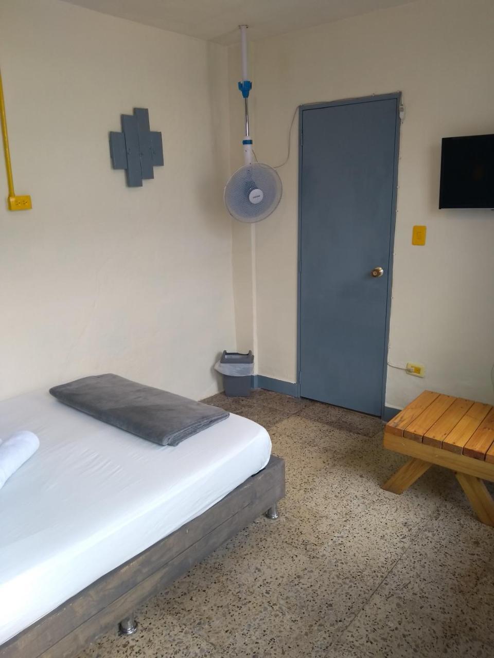 Panela Medellin Albergue Habitación foto